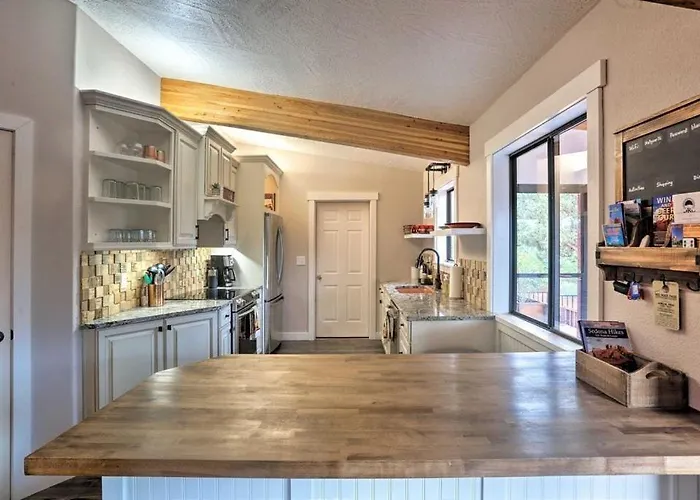 Beautiful Sedona Home Near Chapel Of The Holy Cross